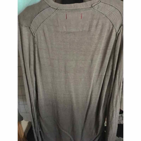 Men’s Guess Vintage Long Sleeve - Picture 3 of 4